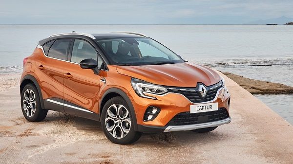 Renault o modelinde dev indirimi duyurdu: Bayilerde kuyruk oluşacak! Hemen yazılabilirsiniz 4