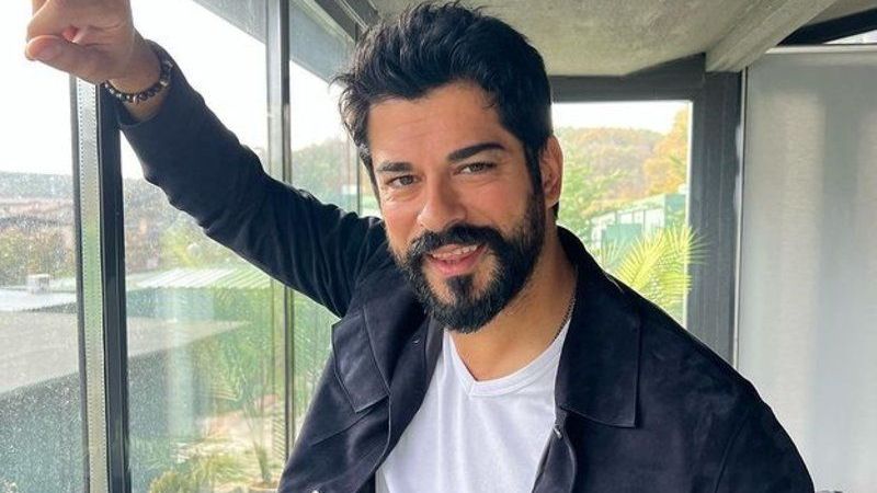Fahriye Evcen’e cip hediye etmişti: Burak Özçivit’in yeni arabasına ödediği para dudak uçuklattı! 1