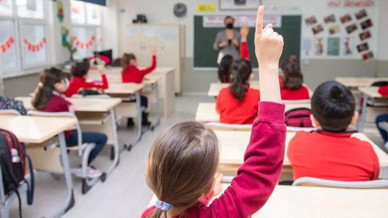 Gaziantep Büyükşehir Belediyesi’nden depremzede öğrencilere hediye: Okul masraflarını üstlendi, başvuru şartını kaldırdı! 100 bin öğrenci yararlanacak 3