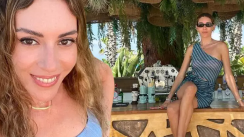 2 çocuk annesi Sinem Kobal’ın tatil pozları görenleri mest etti: “Eskisinden daha fit!” 1