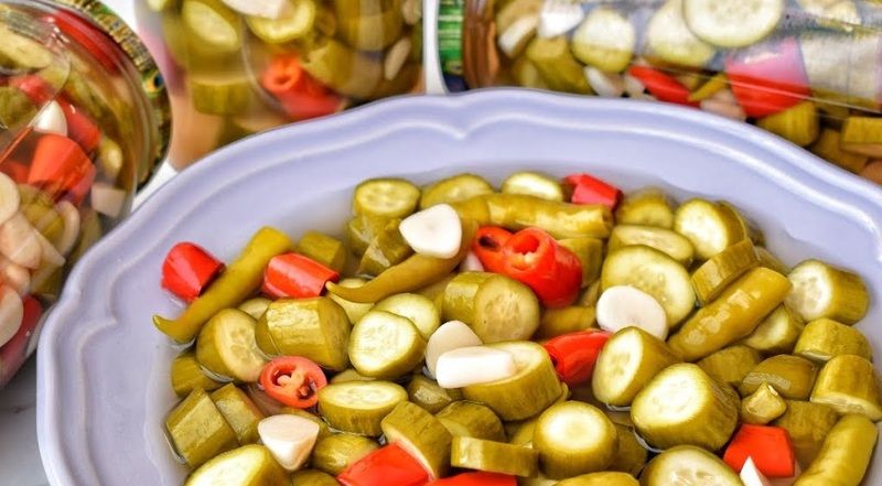 Turşuya lezzet katan tüyo! Erimemesi için hazırlıklarınızı böyle yapmayı deneyin 2