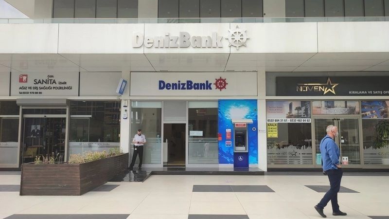 Denizbank’a mobilden kaydolan düşük faizli krediyi hemen cebine koyuyor: 100 bin TL’ye kadar istenilen tutar çekilebiliyor! Acele edin 1