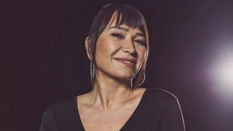 Demet Akbağ, "Sandık Kokusu" ile Ekranlara Geri Dönüyor 2