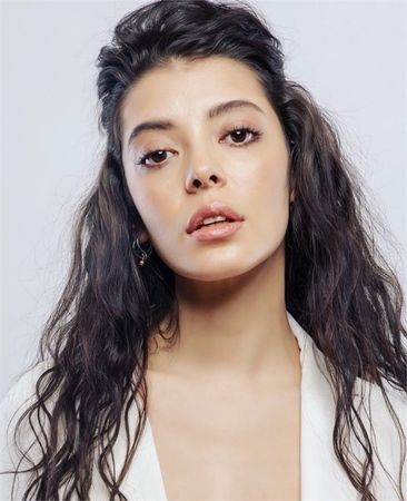 Show TV'nin 'Aile' Dizisinden Sürpriz Tanıtım! 1
