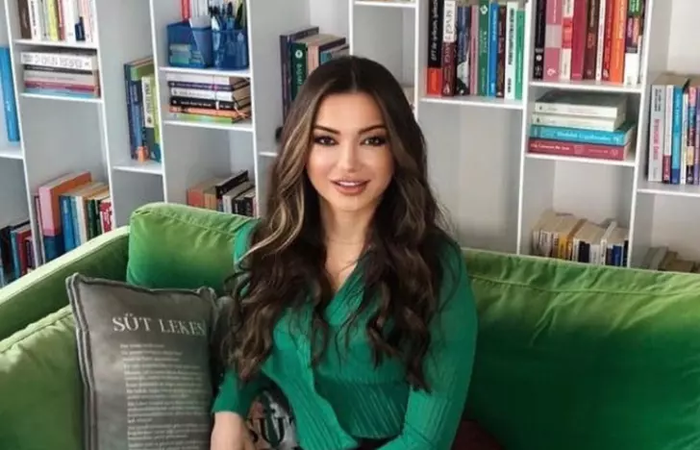 Esra Ezmeci'ye Şok İtiraf: "Eşimle Birlikteyken Sevgililerimiz de Var!" 1