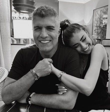 Özcan Deniz ve Samar Dadgar'dan Sevindiren Haber: Bebek Yolda! 3