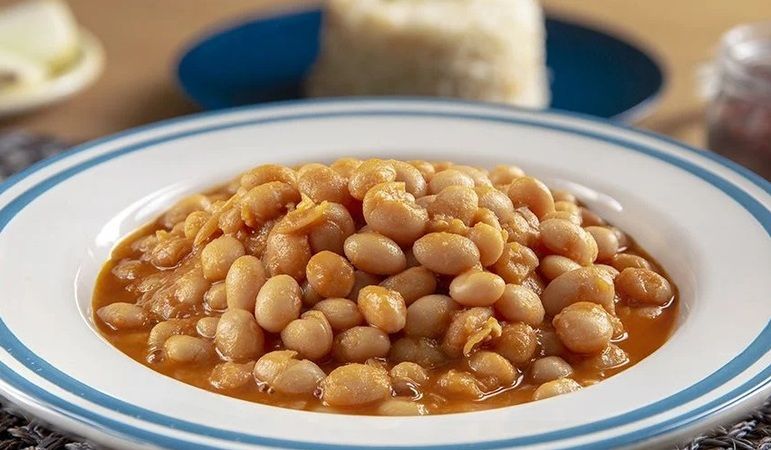 Kuru fasulyeye lezzet katan baharat... Üstelik yemeğin erimesini de önlüyor! 3