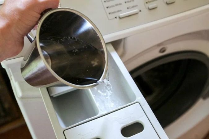 Çamaşır makinesindeki kireç lekelerini söküp atan teknik! Lekelerin tümü yok oluyor... 1