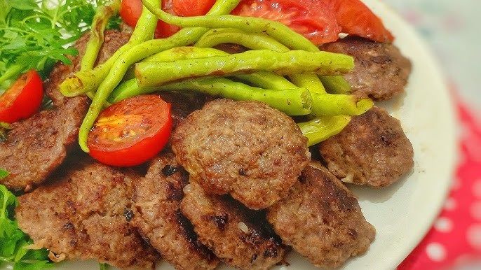 42 yıllık köfteciden lezzet tüyosu! Meğer köftenin çok daha iyi pişmesini sağlıyormuş... 2