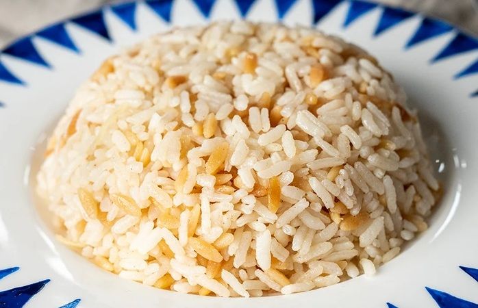 Şehriyeli pilav yaparken deneyin! Pilavı çok daha fazla lezzetlendiriyor... 2