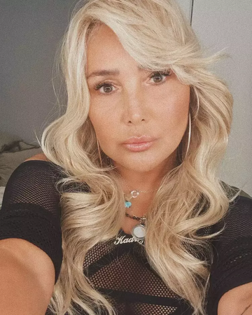 Yonca Evcimik: 90'ların İkonu Şimdi Nerede? 2