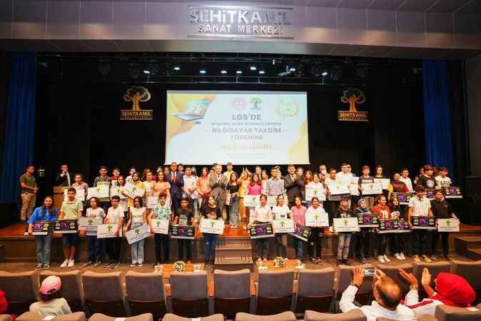 Başarının Göz Kamaştıran Yıldızları Şehitkamil’de Buluştu 1