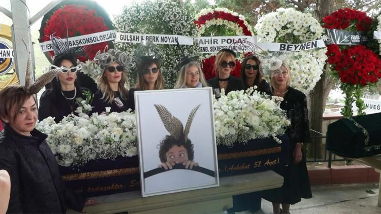 Türk Çağdaş Sanatının Büyük İsmi Haluk Akakçe Son Yolculuğunda 1