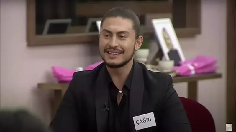 Kısmetse Olur'un Eski Yarışmacısı Çağrı Özer'den Skandal Tavır! 1