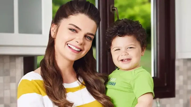 Pelin Karahan: "Hâlâ Sokakta Bana Aslı Diyorlar" 3