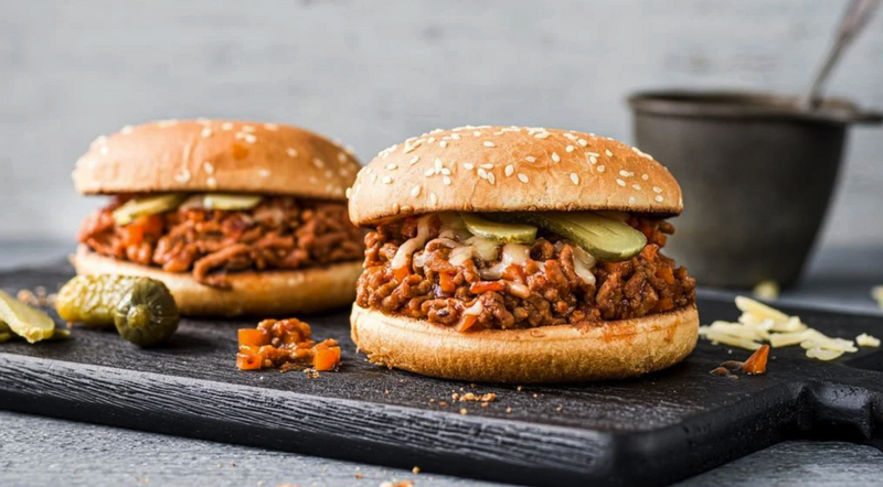 MasterChef'te Cemre'nin Kararı Şoke Etti: En İyi Hamburgeri Yapan Metin Neden Potada? İşte dağınık hamburger olarak bilinen Sloppy Joe tarifi... 5