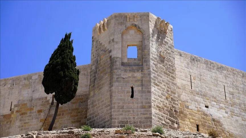 Gaziantep’in Zirvesindeki Sessiz Tanık: Gaziantep Kalesi’nin Tarihi ve Efsaneleri 10