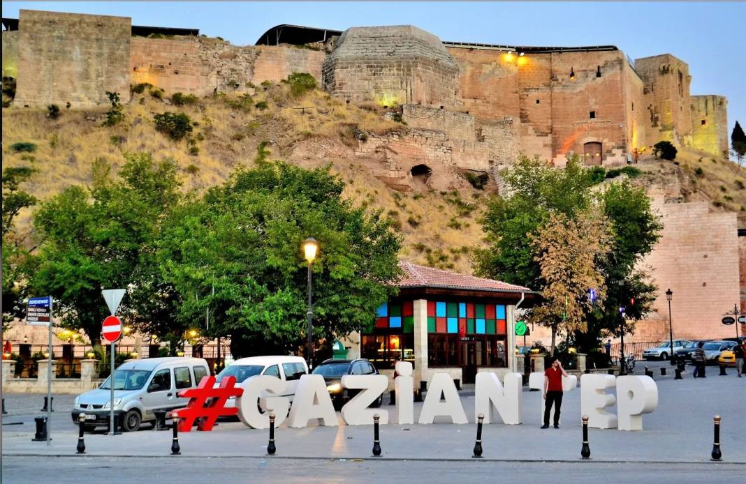 Gaziantep’in Zirvesindeki Sessiz Tanık: Gaziantep Kalesi’nin Tarihi ve Efsaneleri 5