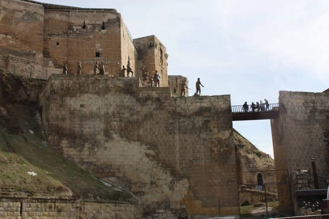Gaziantep’in Zirvesindeki Sessiz Tanık: Gaziantep Kalesi’nin Tarihi ve Efsaneleri 1