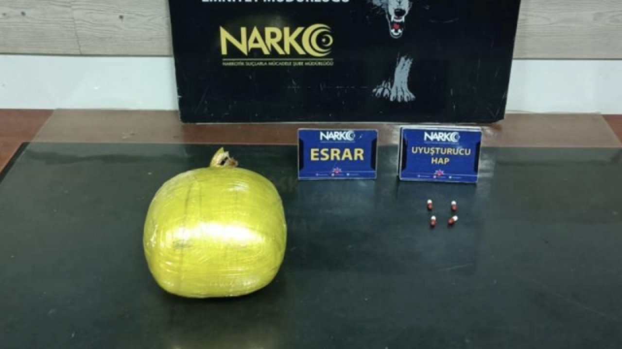 Tarsus-Adana-Gaziantep durdurulan otobüste 1 kilo 664 gram esrar ve 4 sentetik hap ele geçirildi