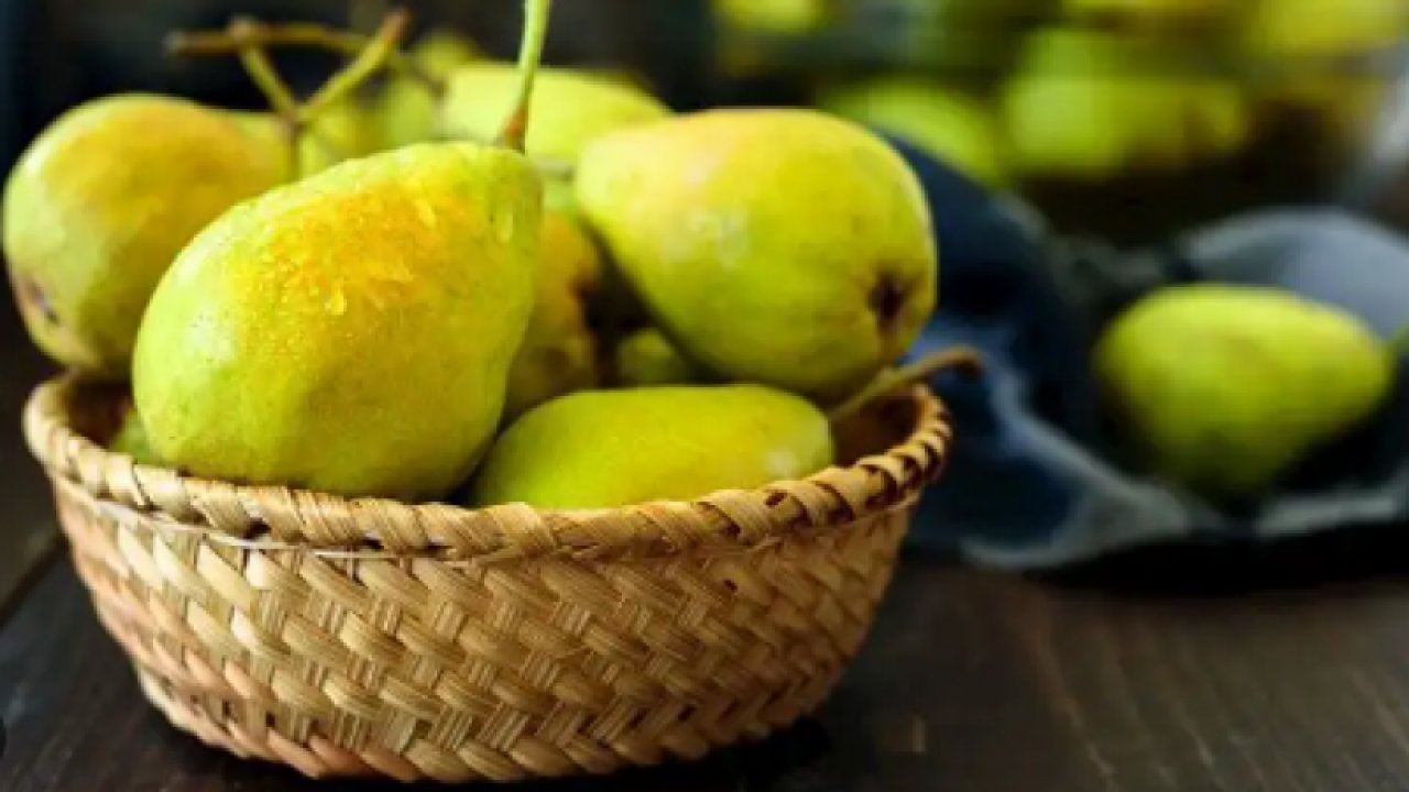 Kolon kanserine karşı savaşıyor, tokluk hissi veriyor: Armudun faydalarına hazır olun!