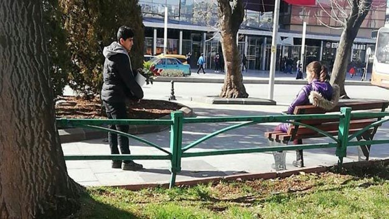 Dilencilik, Satıcılık Yapan Ve Araçların Camlarını Silmeye Çalışan Çocuklara Operasyon