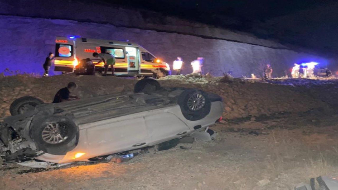 Besni'den Gaziantep İstikametine giden Otomobil şarampole devrildi: 3 yaralı