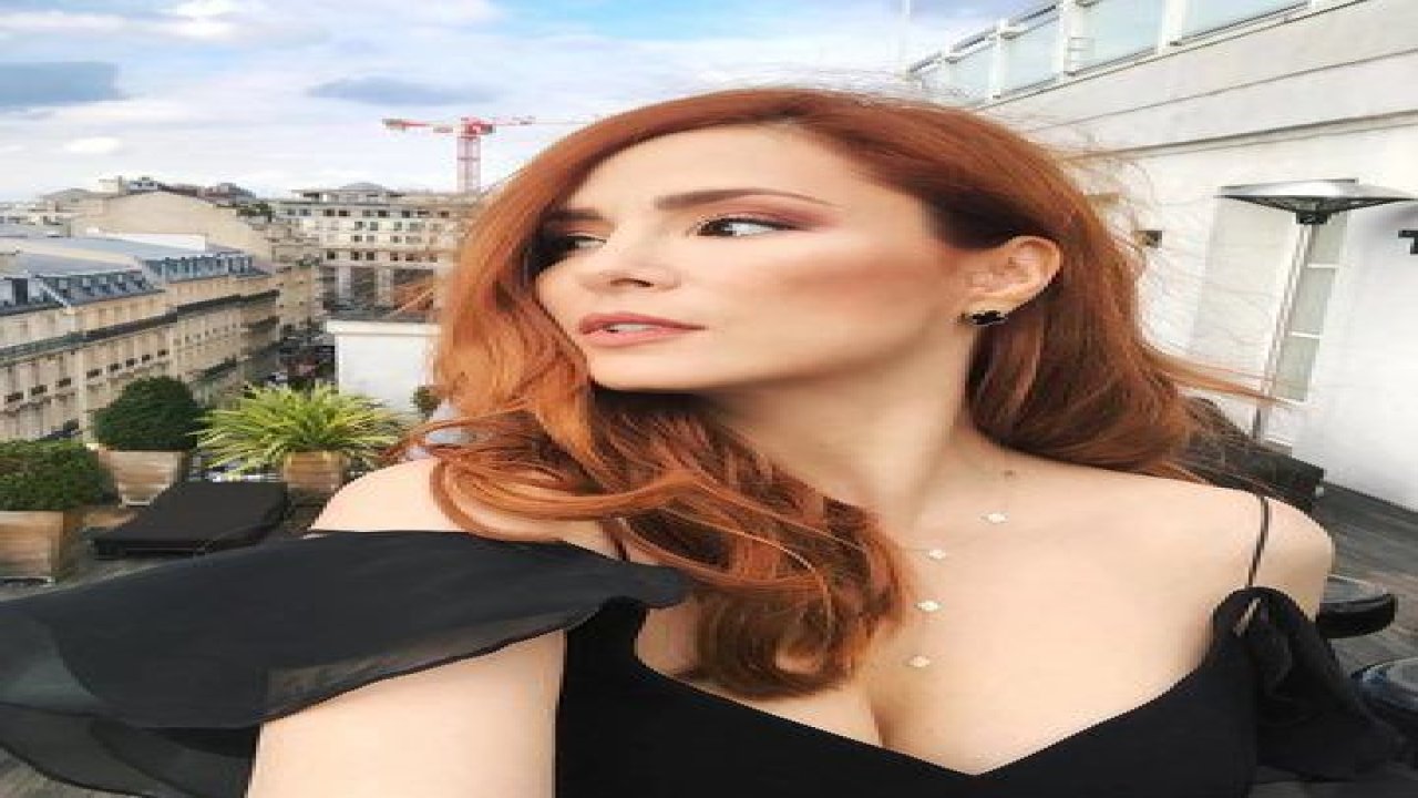 Mine Tugay, Dans Performansıyla Sosyal Medyayı Salladı!