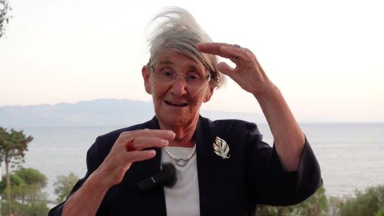 Canan Karatay ev hanımlarını uyardı "Bakteri yuvası, derhal çöpe atın!"