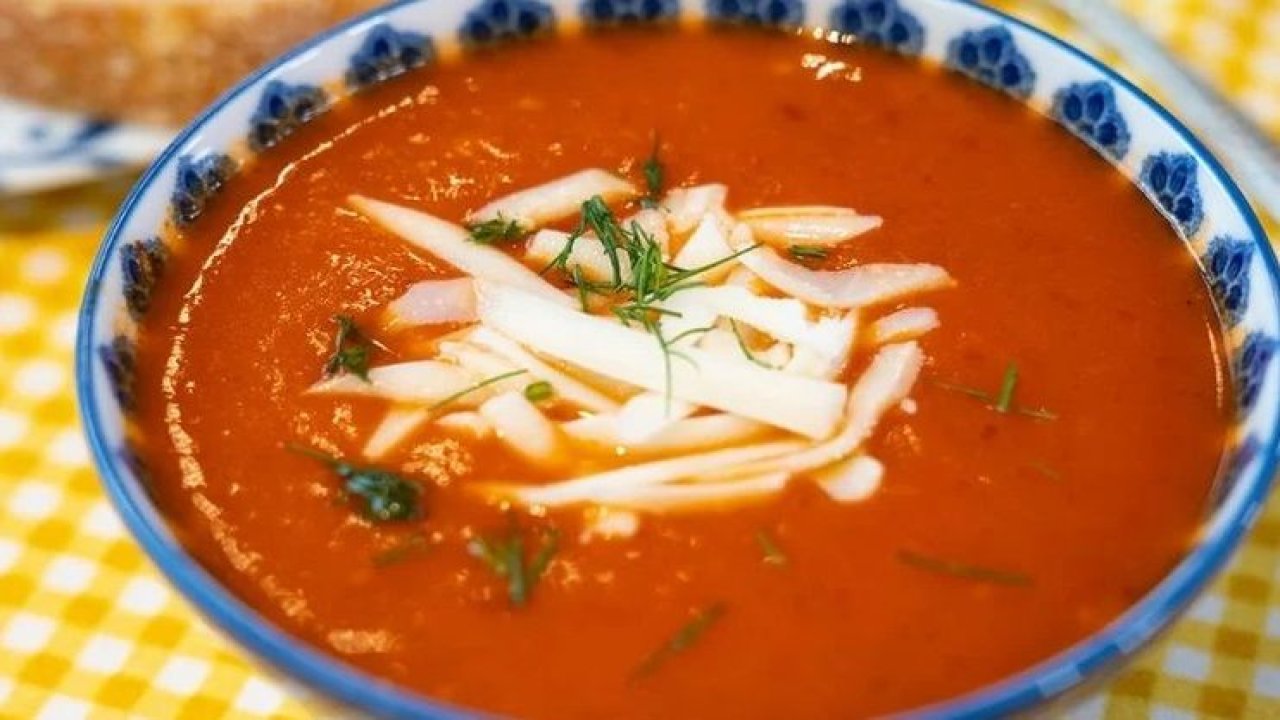 Yemeğin tuzlu olması durumunda şeflerin uyguladığı pratik teknik! Yemeği çöpe atmaktan kurtarıyor...