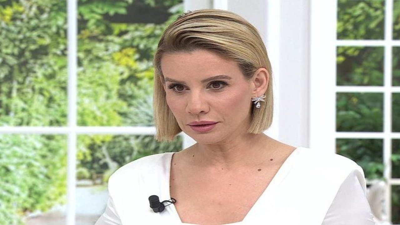 ESRA EROL'DA ŞOK ANLAR! İKİZ BEBEKLERİN BABALARI FARKLI MI? TÜRKİYE BU OLAYI KONUŞUYOR!