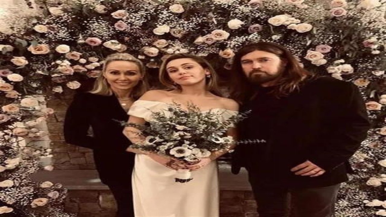 Billy Ray Cyrus: Yeni Aşk, Yeni Başlangıçlar