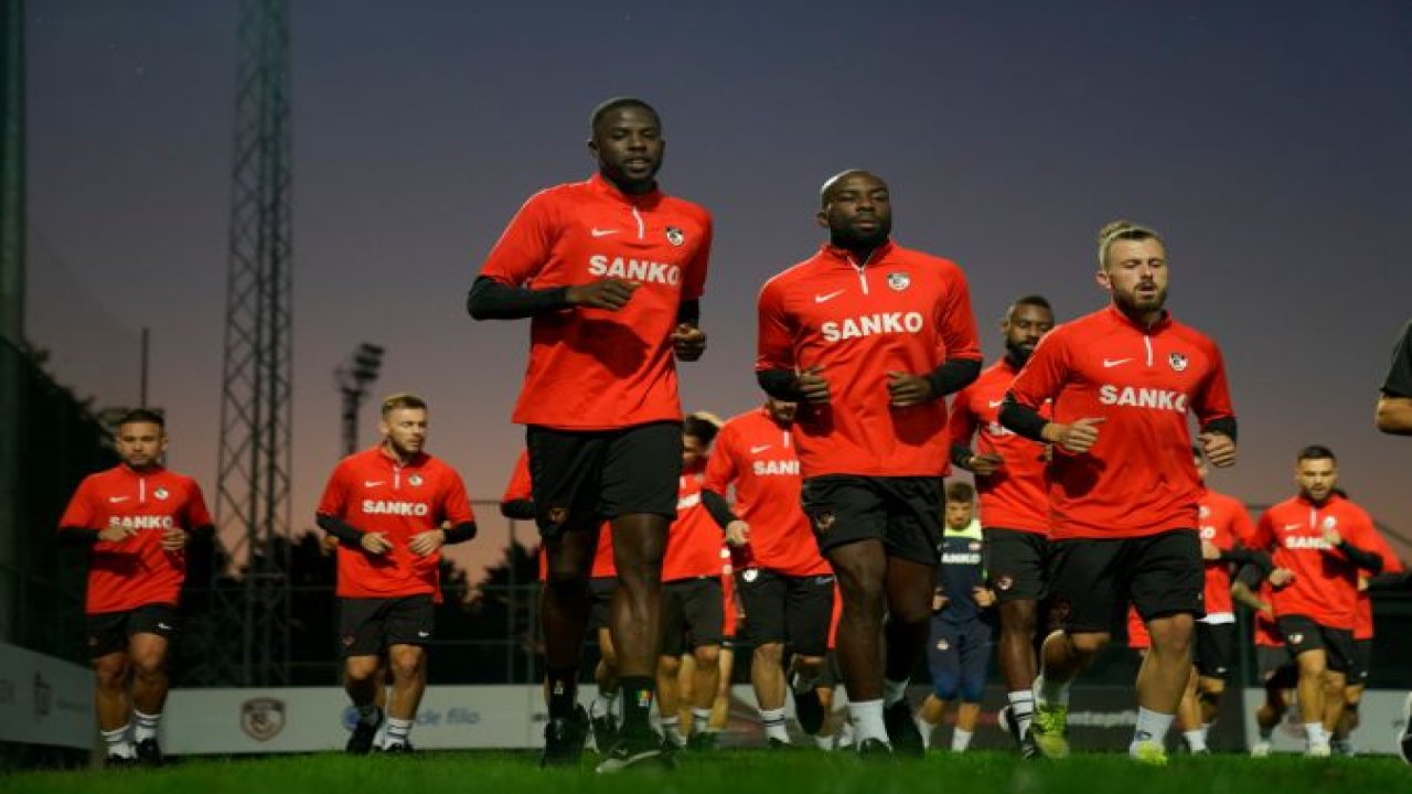 Gaziantep FK, Antalyaspor maçının hazırlıklarına 5 eksikle başladı...