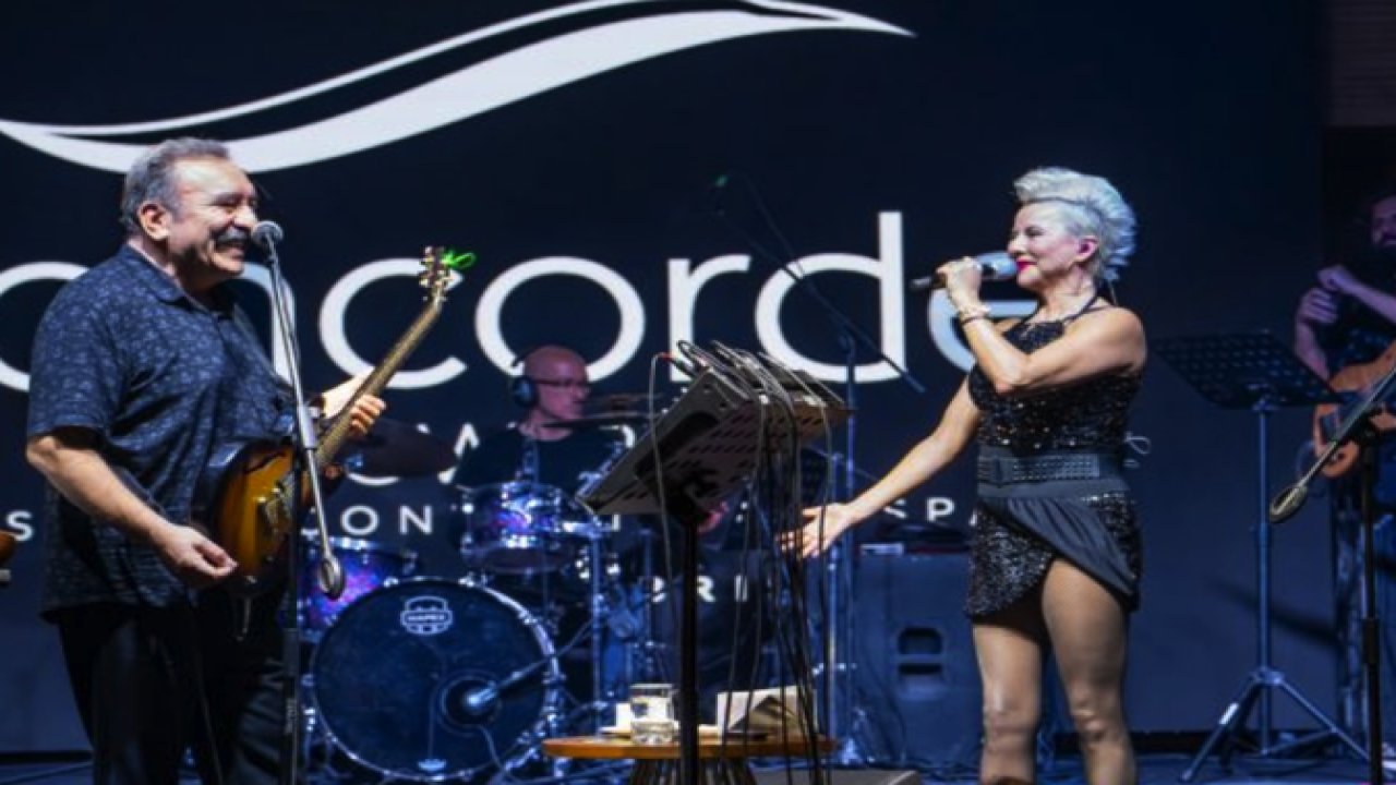 Ümit Besen ve Pamela SÜPER İKİLİ KIBRIS’TA