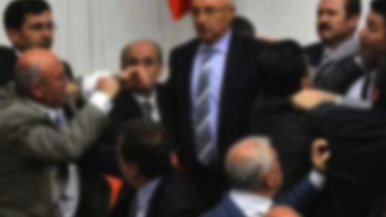 CHP Milletvekilleri Kavgamı Etti?