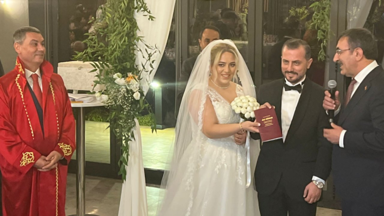 Gaziantep ve Türkiye’nin dört bir yanından iş ve siyaset dünyası Bu Nikaha Akın Etti!