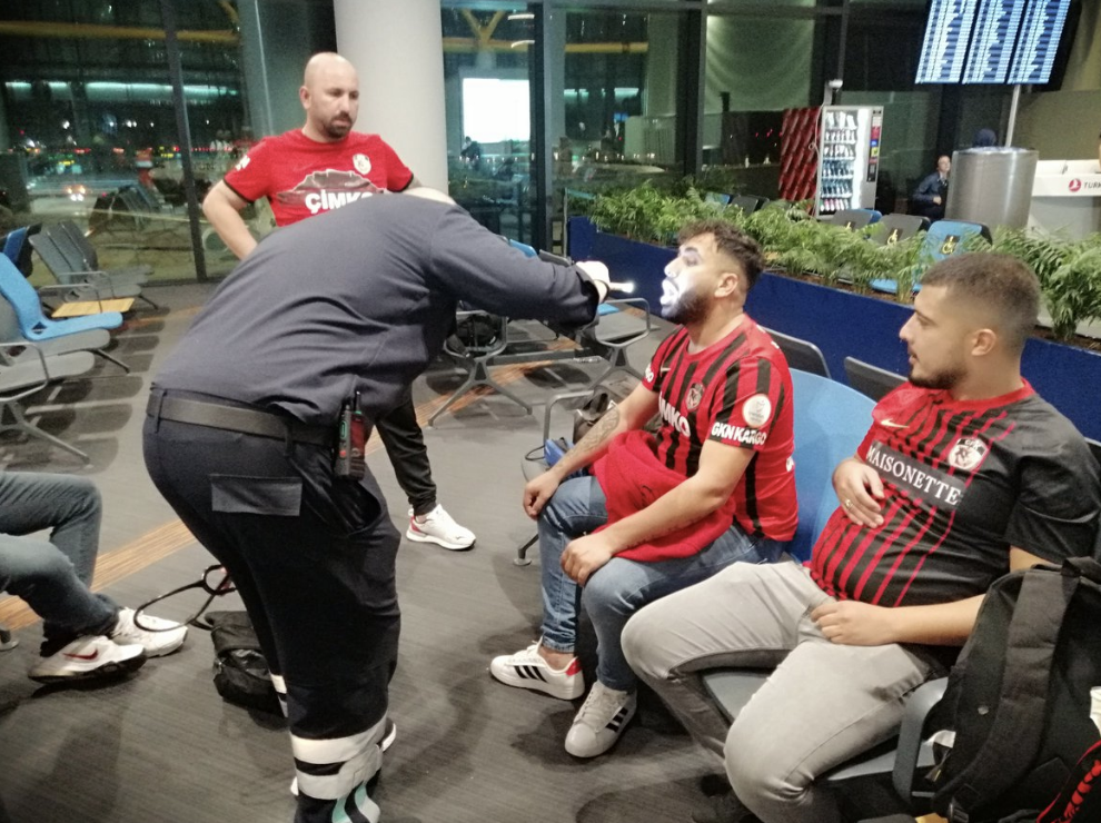 Gaziantep FK ForzAntep grubu lideri Sinyal Mamet maç sonrası  rahatsızlandı