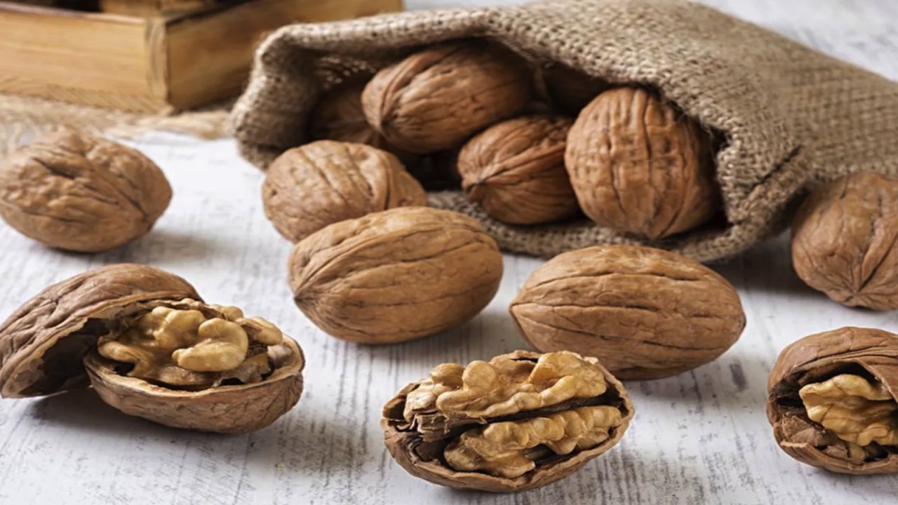 Ceviz Fiyatları Tepe Taklak DÜŞÜYOR! Yerli Ceviz Üreticisi Ne Yapacağını Şaşırdı?