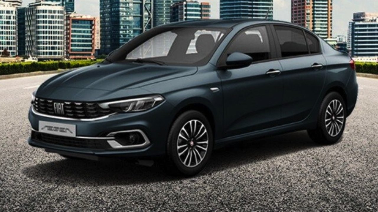 Fiat Egea'nın Fiyatı Adeta Yokuş Aşşağı Düşüyor! Fiat Egea'nın Fiyatları Ne Kadar? Toyota Corolla'dan 180 Bin TL'lik İndirim