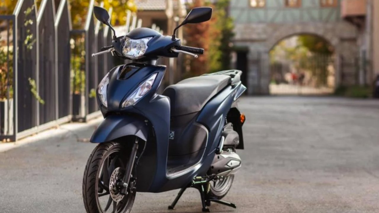 Honda'dan herkesi motosiklet sahibi yapacak kampanya! Honda Dio modelini 12 ay taksitle vade farksız satışa sundu