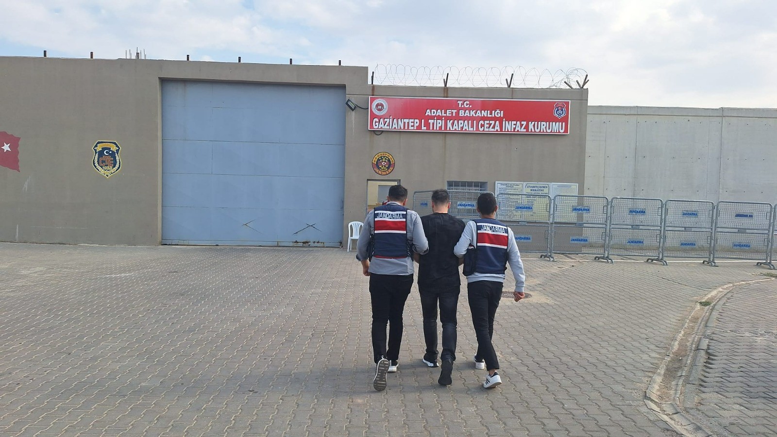 Gaziantep'te vatandaşı 14 bin 500 TL dolandıran şüpheli şahıs tutuklandı