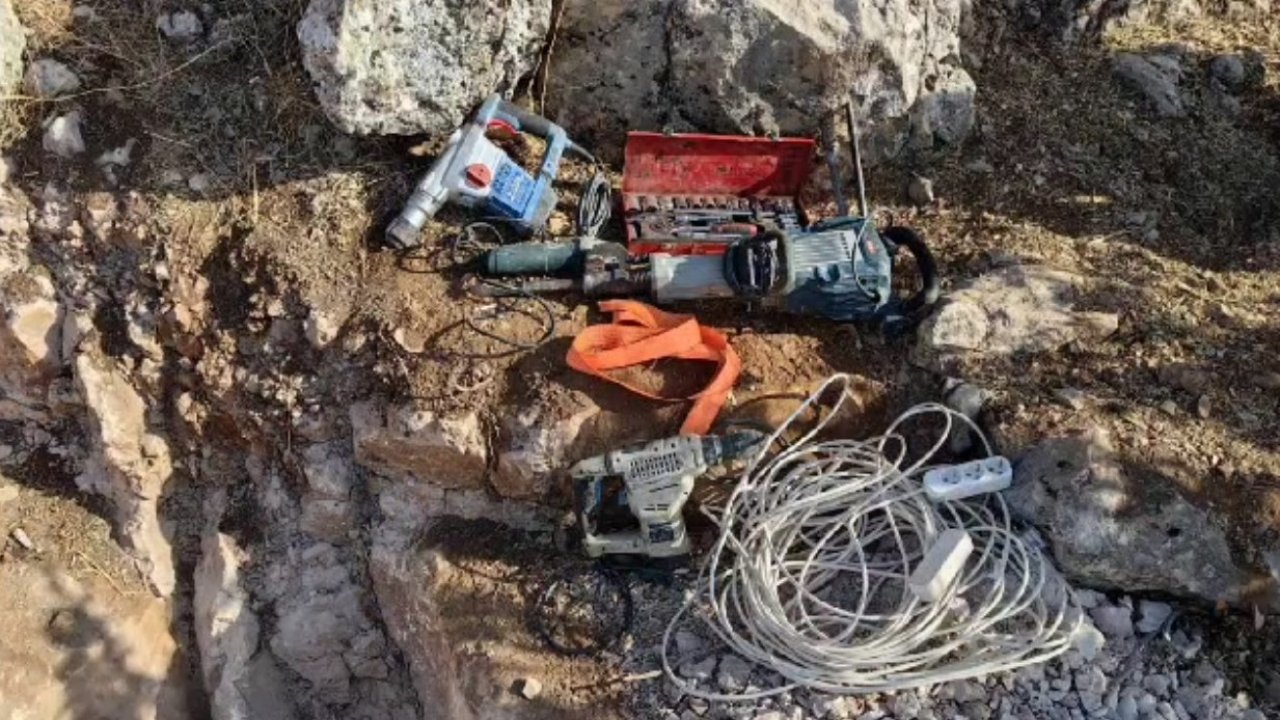 Gaziantep'te kaçak kazı yapan 10 şahsı jandarma suçüstü yakaladı