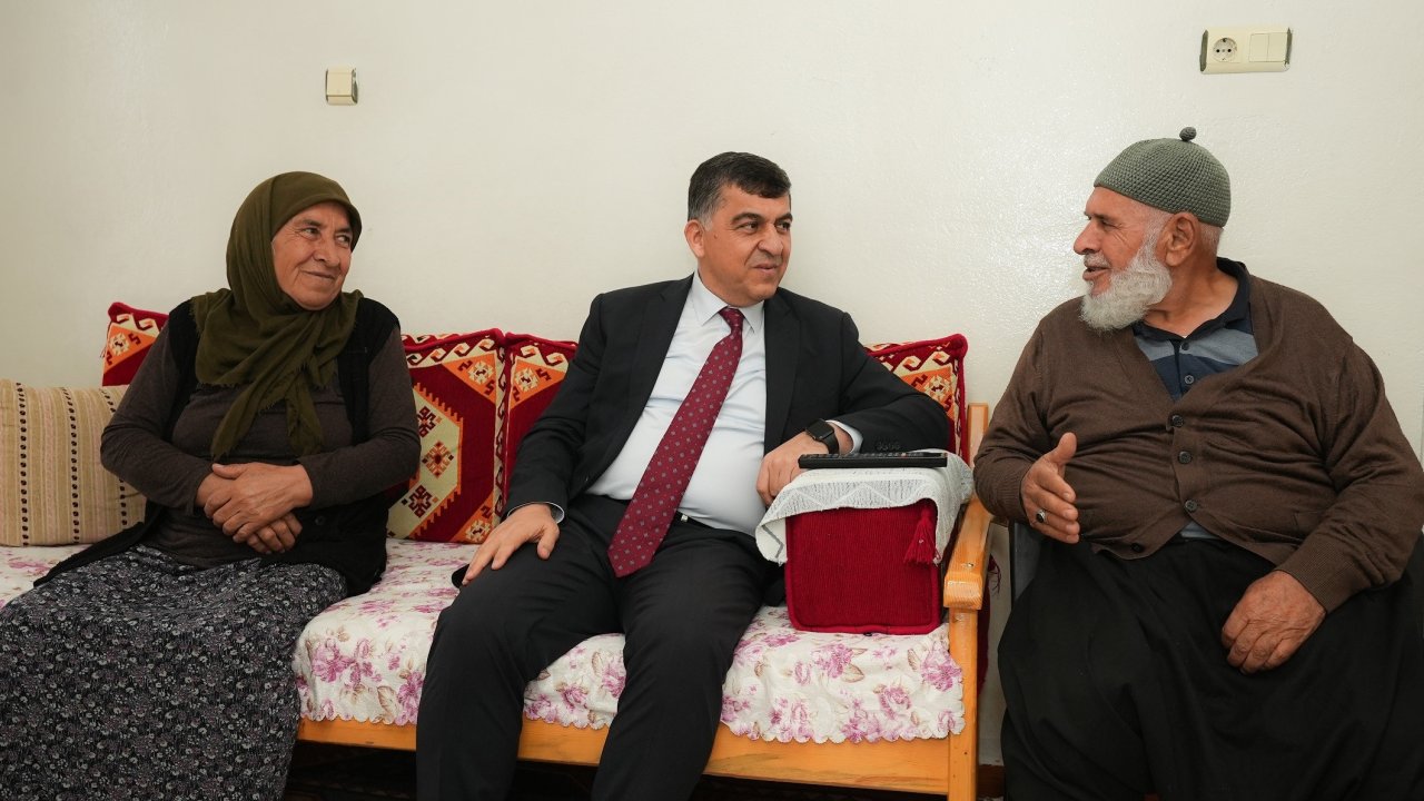 Şehitkamil'de yaşlıların yüzü “Vefa Hizmeti”  ile gülüyor