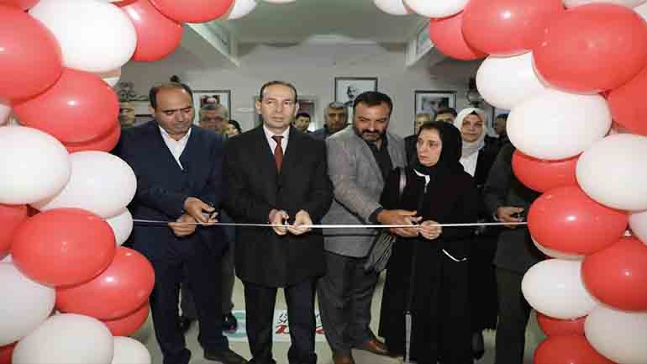 Şehit Teğmen Öztürkmen’in ismi kütüphanede yaşatılacak
