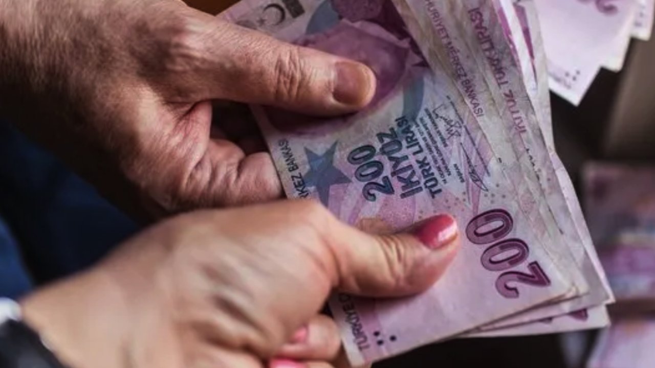 Emeklilere 12 Bin TL Müjdesi! Elini çabuk Tutan Alır
