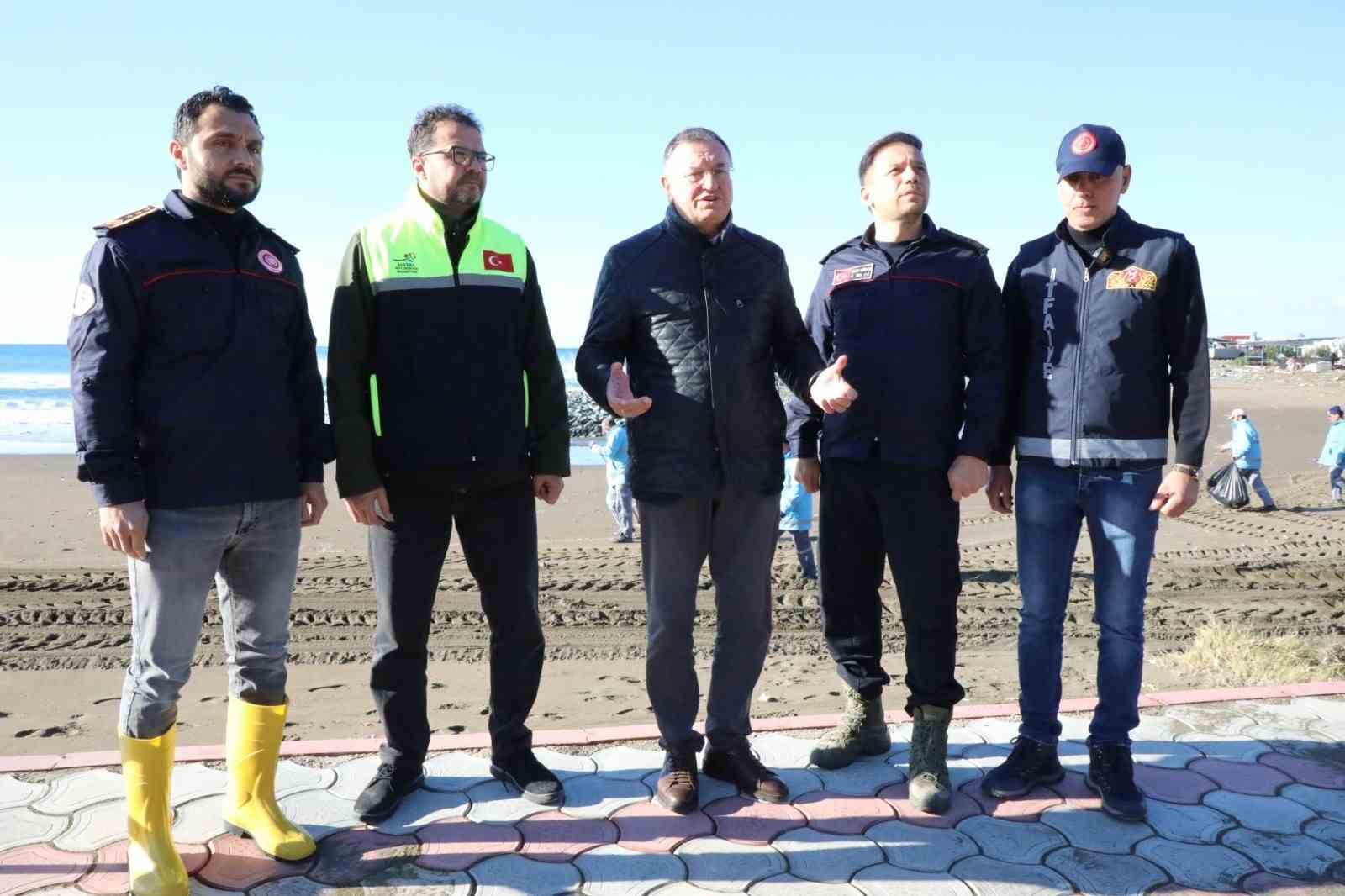 Hatay'da Elektrik Yok! Hatay Büyükşehir Belediye Başkanı Savaş afet sonrası Samandağ’da çalışmaları denetledi