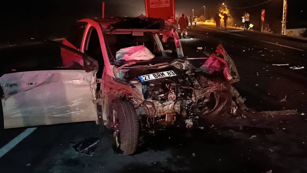 Gaziantep'teki feci kaza ağabey ile kardeşi ayırdı