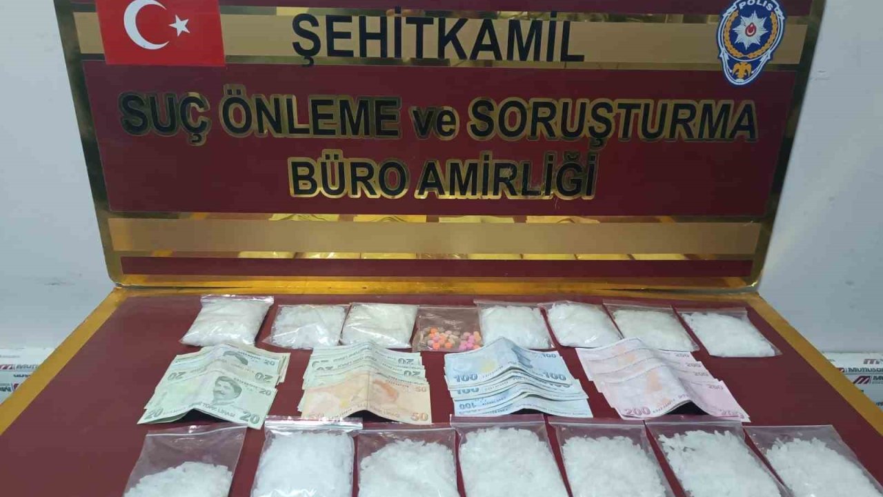 Gaziantep'te üzerinden uyuşturucu çıkan şüpheli tutuklandı