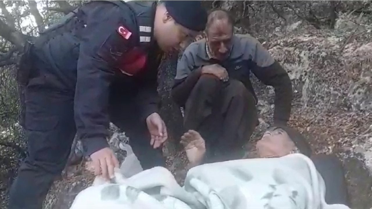 Gaziantep'te kaybolan alzheimer hastasını jandarma kurtardı