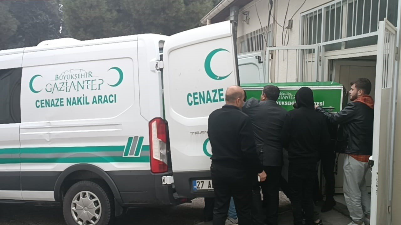 Gaziantep'te otobüsün çarptığı engelli şahıs 7 günlük yaşam savaşını kaybetti